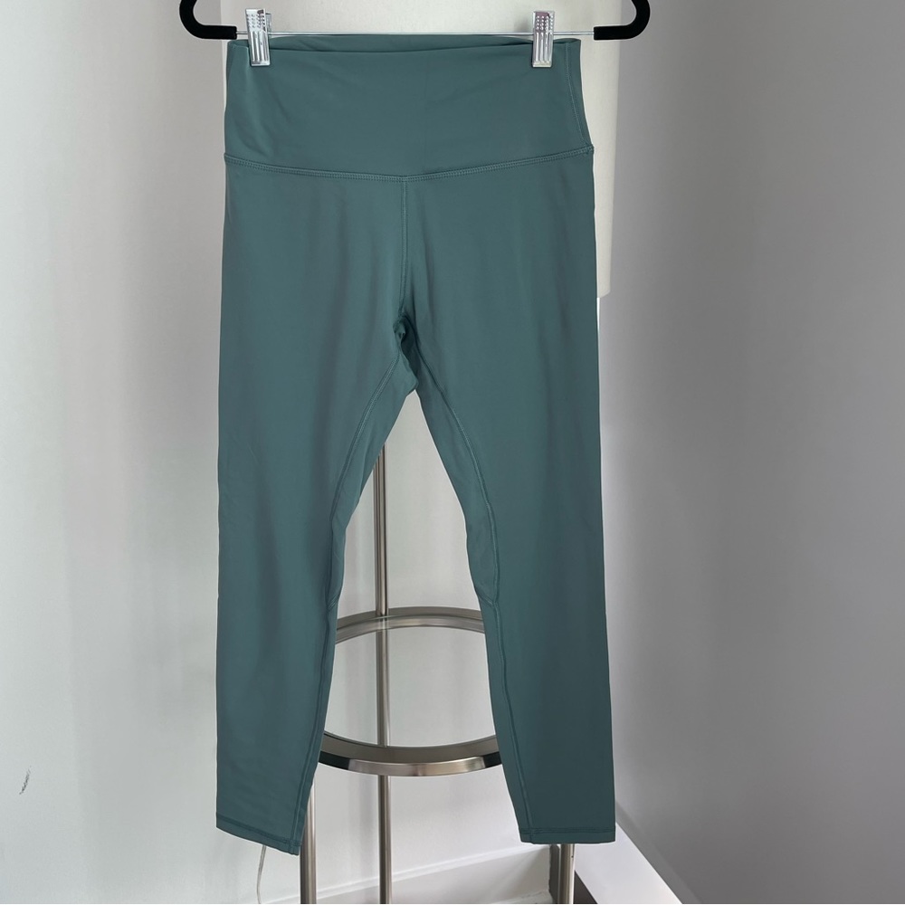 SAVVI - GREEN LEGGINGS (SIZE M)